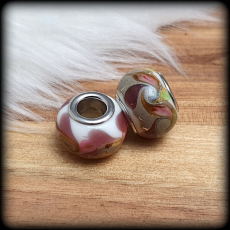 2 Großlochperlen, Glas, Weiß, Bunt, 14mm, mit Metallkern